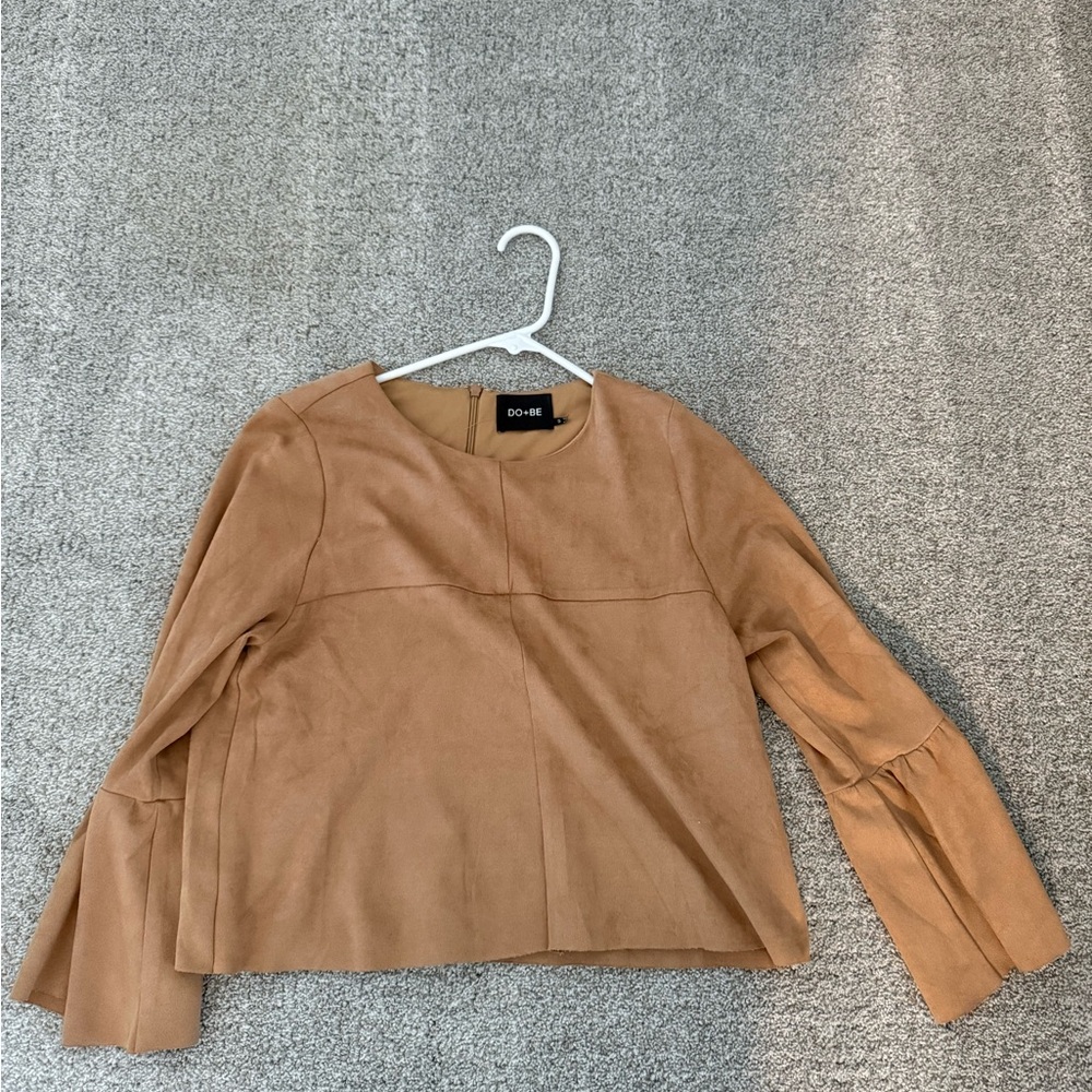 DO+BE Suede Top